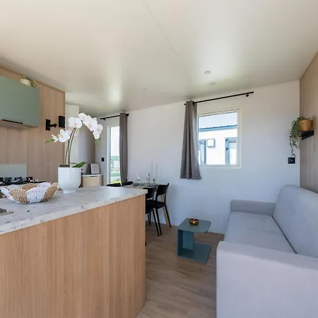 Caravan By The Sea Bredene